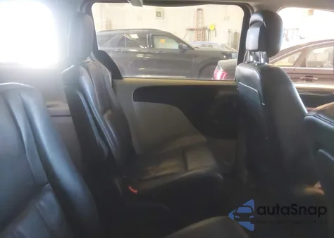 2014 Chrysler Town & Country Touring from USA, damaged, VIN 2C4RC1BG0ER160035